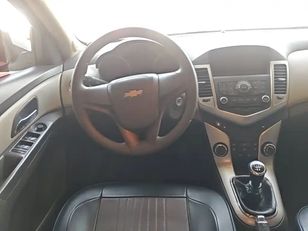 Chevrolet Cruze — миниатюра 11