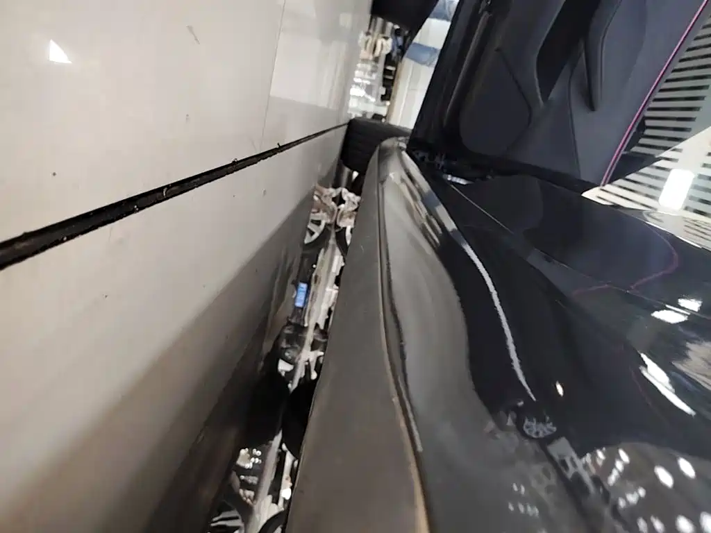 Tesla Model 3 — миниатюра 22