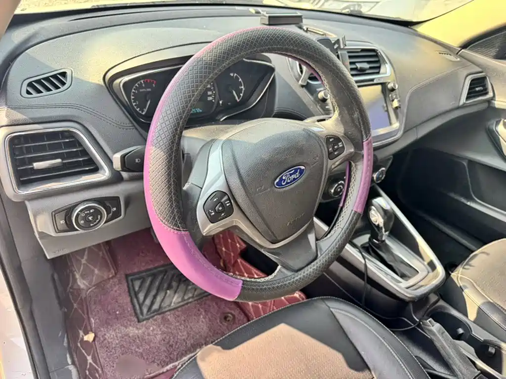 Ford Escort — миниатюра 12