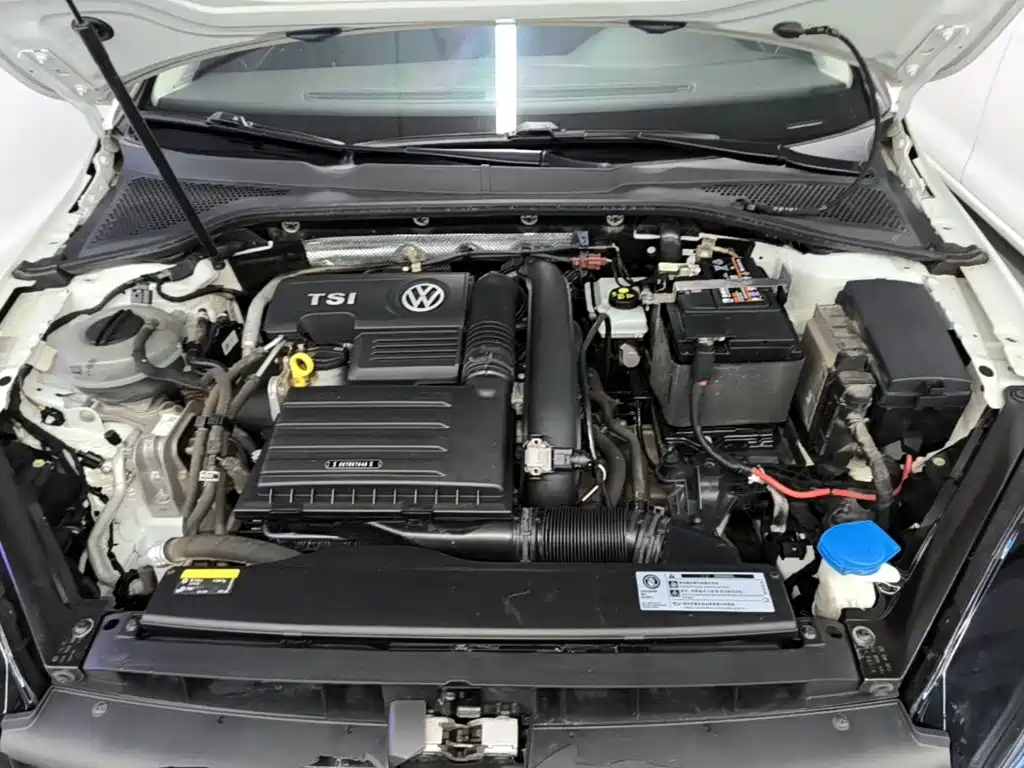 Volkswagen Golf — миниатюра 20