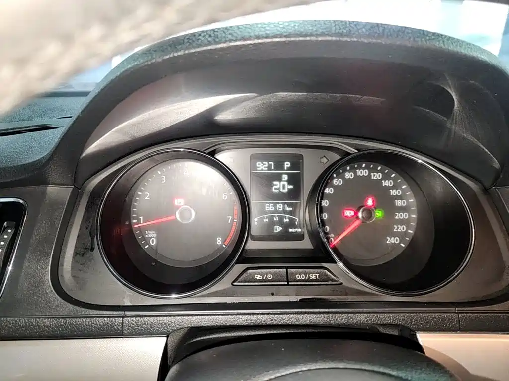 Volkswagen Lavida — миниатюра 12