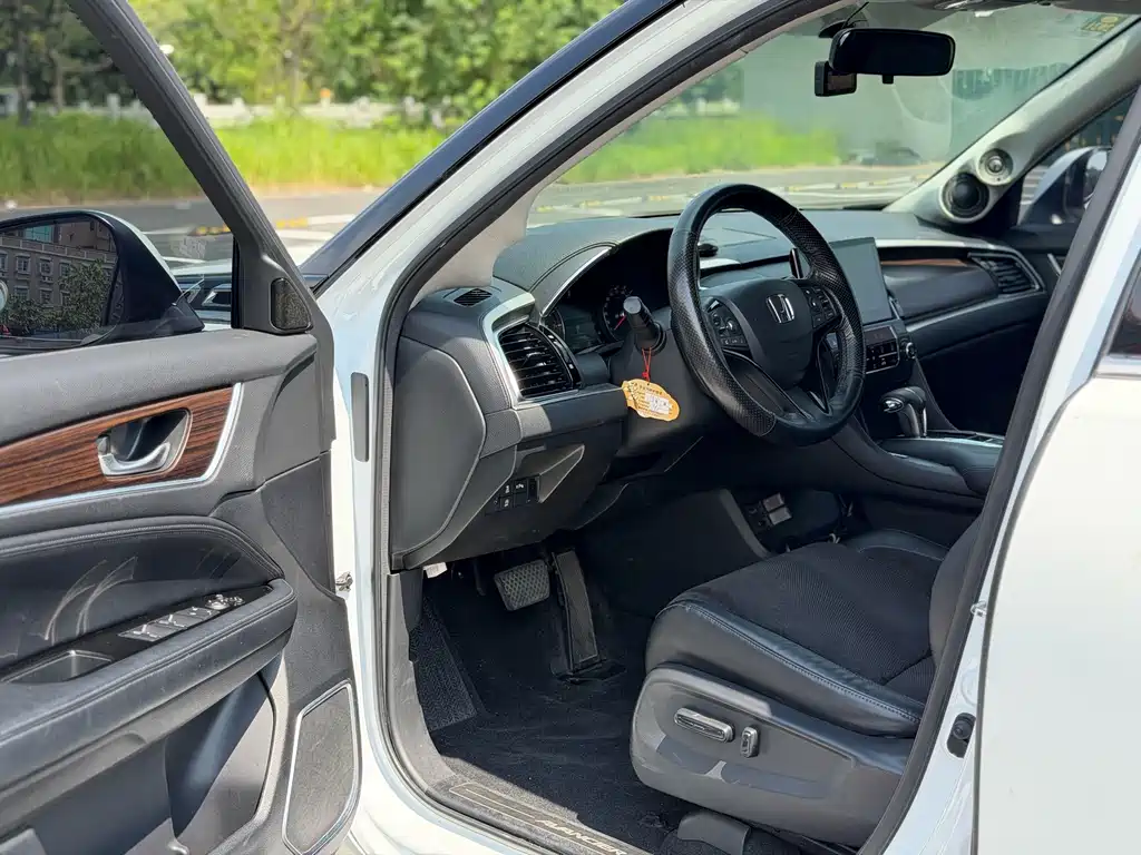 Honda Avancier — миниатюра 8