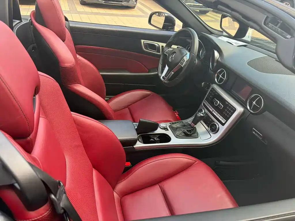Mercedes-Benz SLK-Class — миниатюра 7