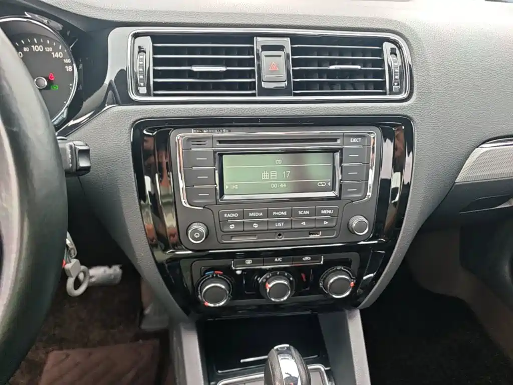 Volkswagen Sagitar — миниатюра 13