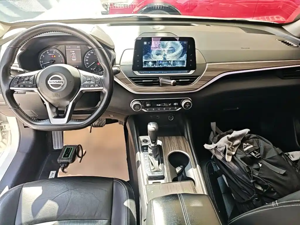 Nissan Teana — миниатюра 10