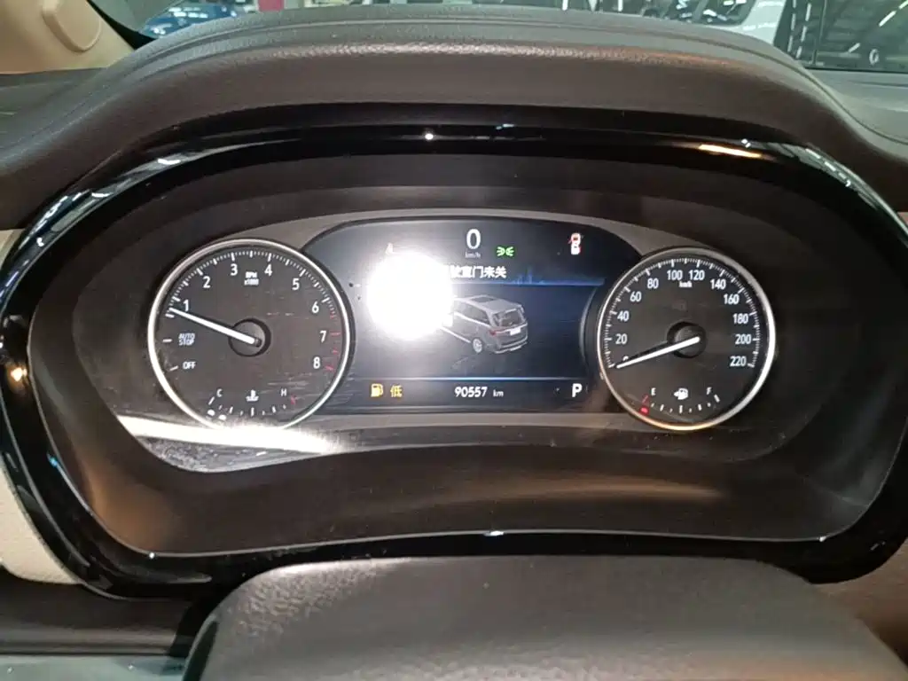 Buick GL8 — миниатюра 12
