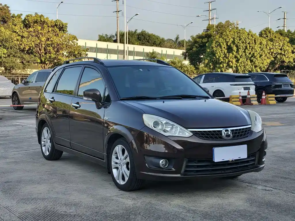 Suzuki Liana A6 — миниатюра 3