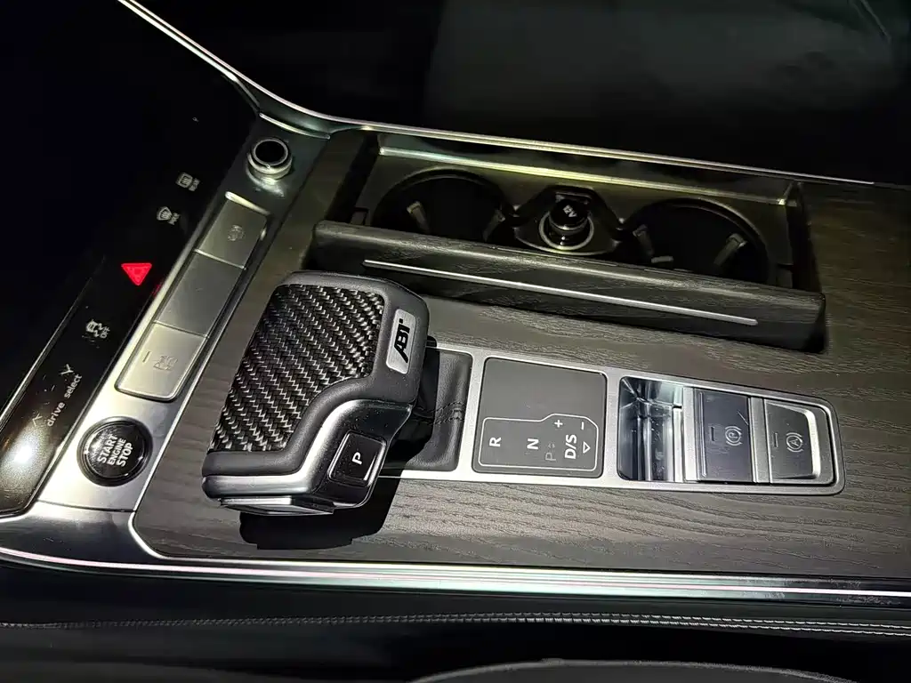 Audi A6L — миниатюра 14