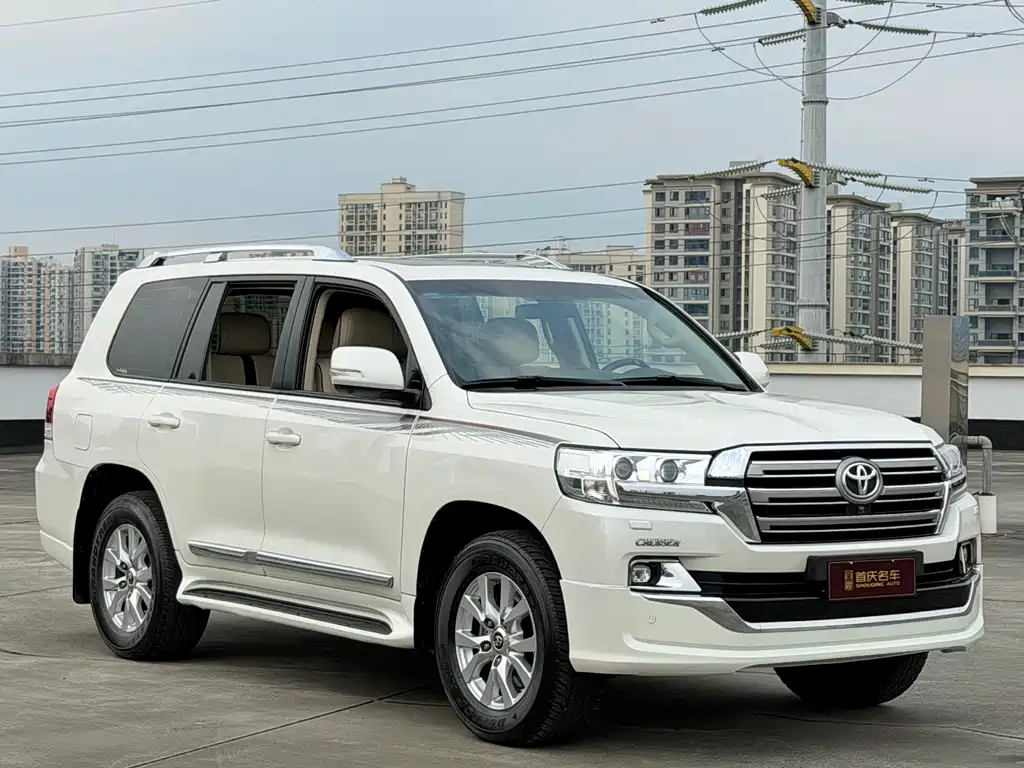 Toyota Land Cruiser 2019 4.0L AT