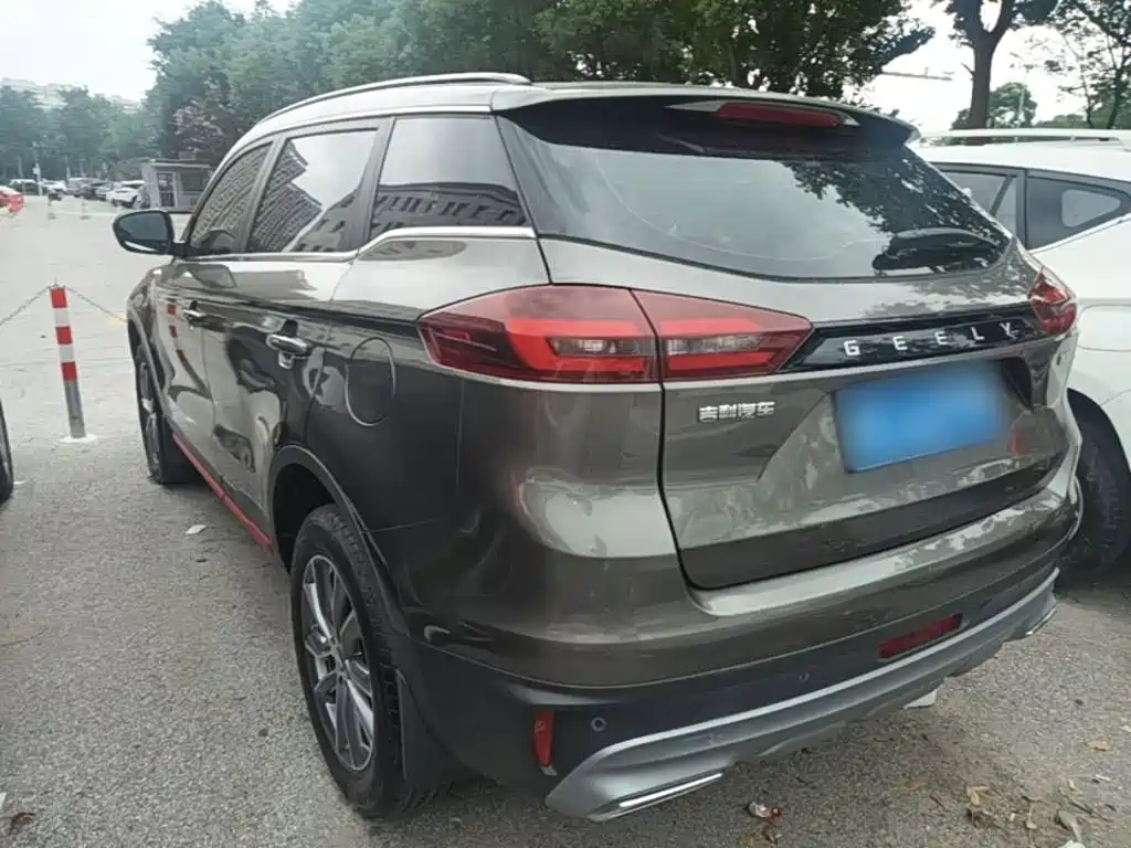 Geely Boyue — миниатюра 5