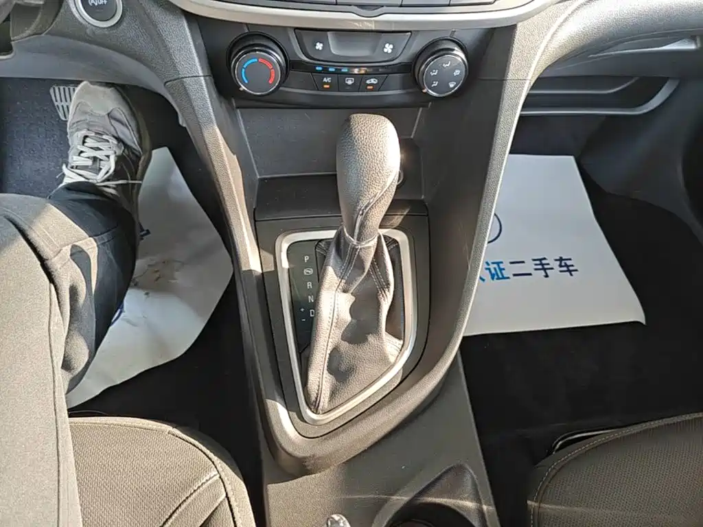 Buick Excelle — миниатюра 14