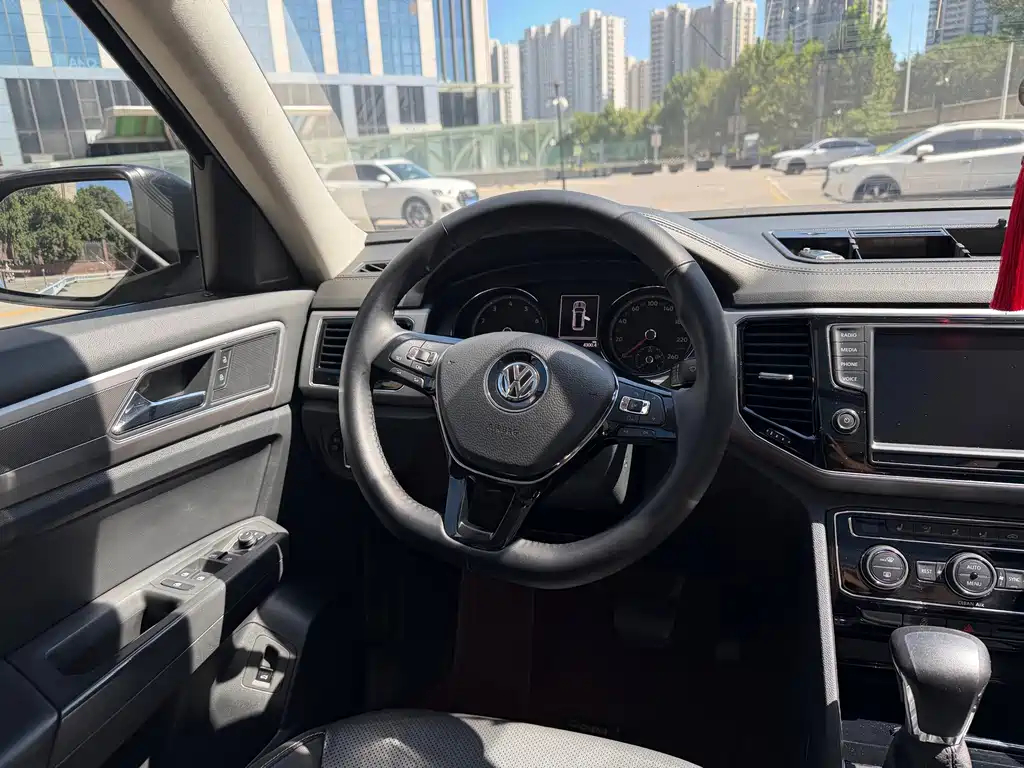 Volkswagen Teramont — миниатюра 16