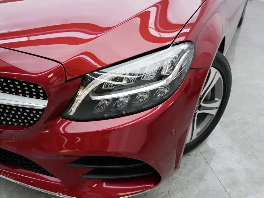 Mercedes-Benz C-Class — миниатюра 2