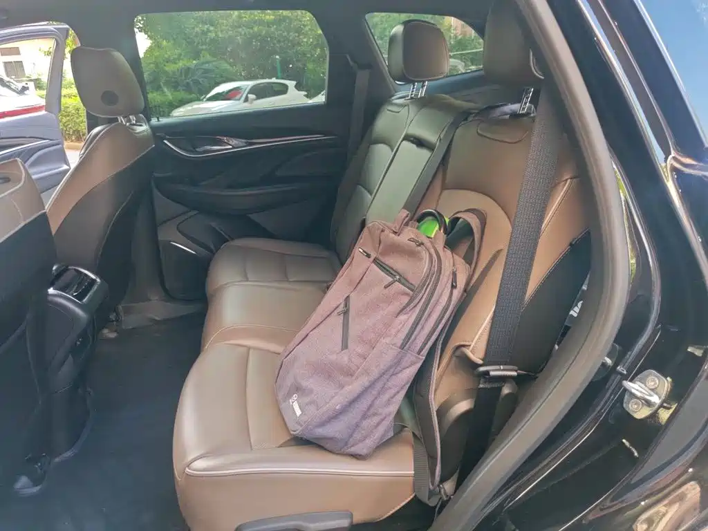 Buick Enclave — миниатюра 15