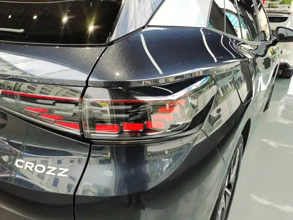 Volkswagen ID.4 Crozz — миниатюра 8