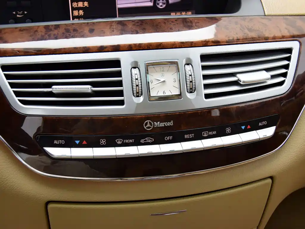 Mercedes-Benz S-Class — миниатюра 13