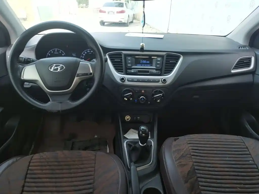 Hyundai Verna — миниатюра 10