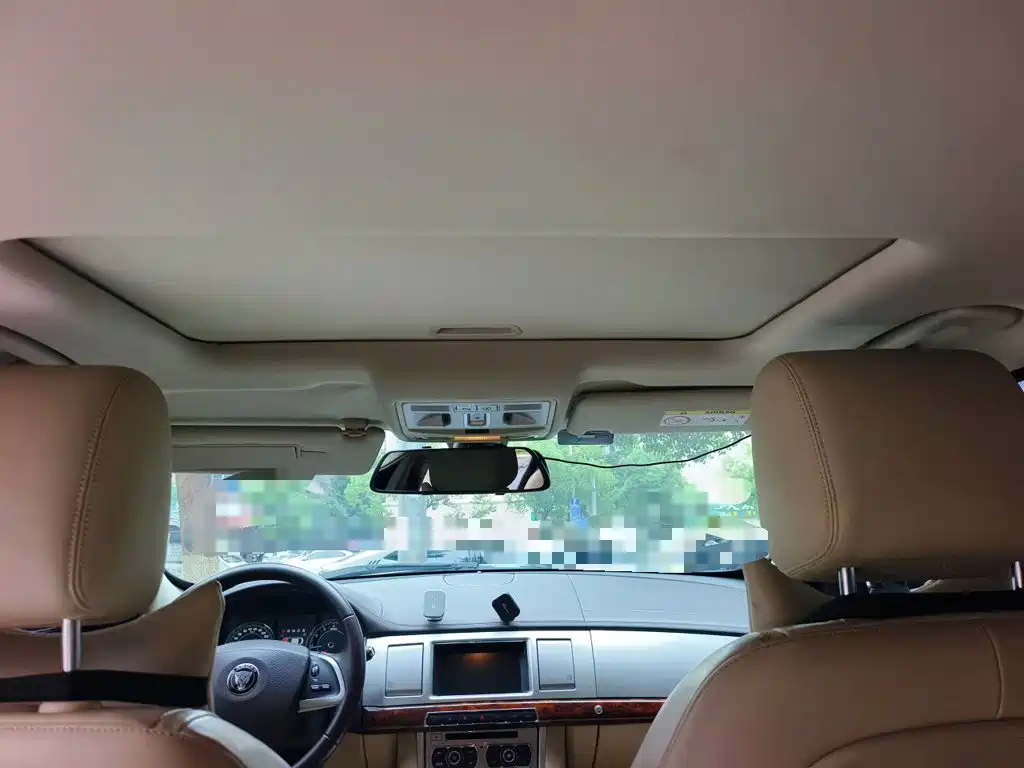 Jaguar XF — миниатюра 9