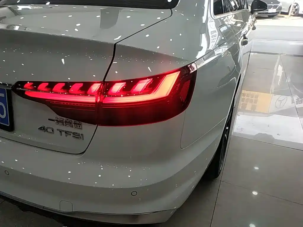Audi A4L — миниатюра 8