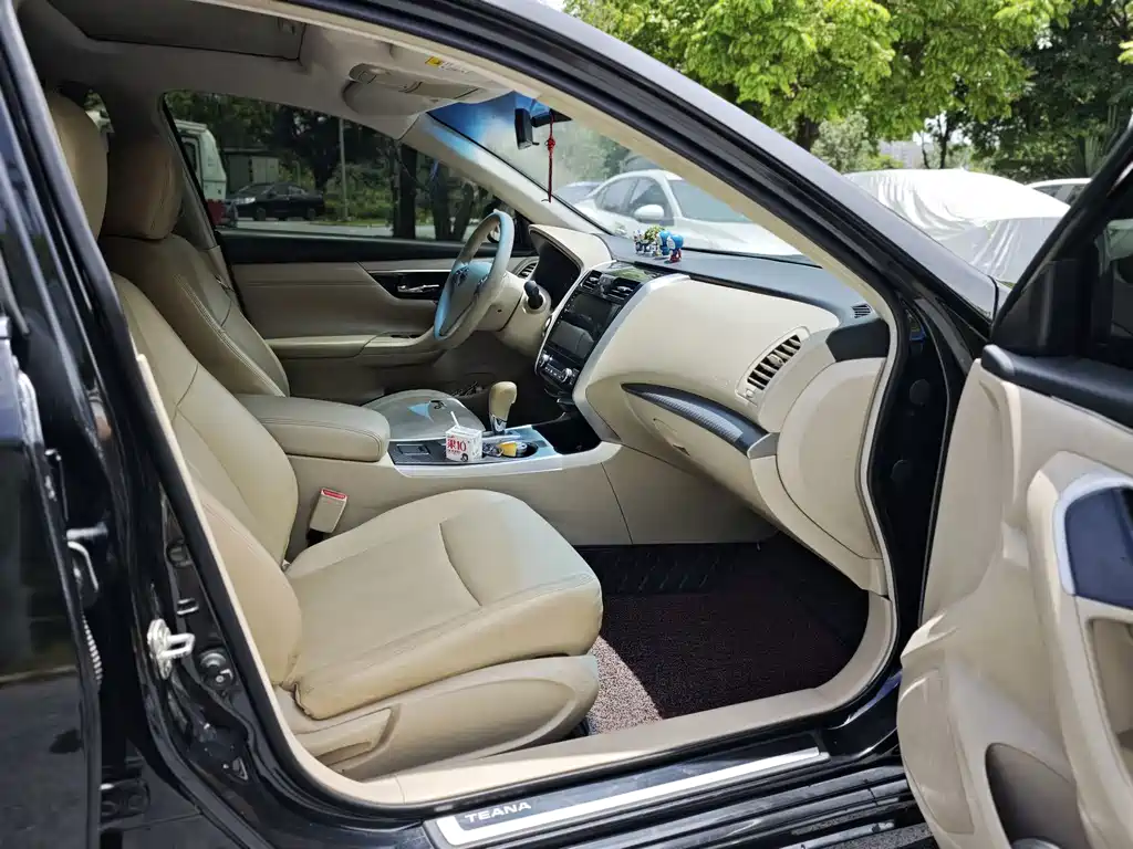 Nissan Teana — миниатюра 9