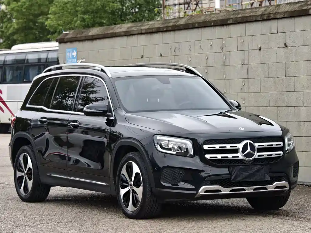 Mercedes-Benz GLB — миниатюра 2