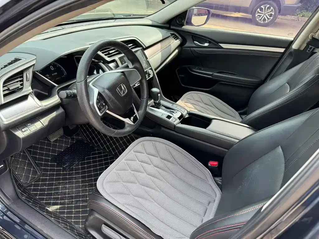 Honda Civic — миниатюра 7