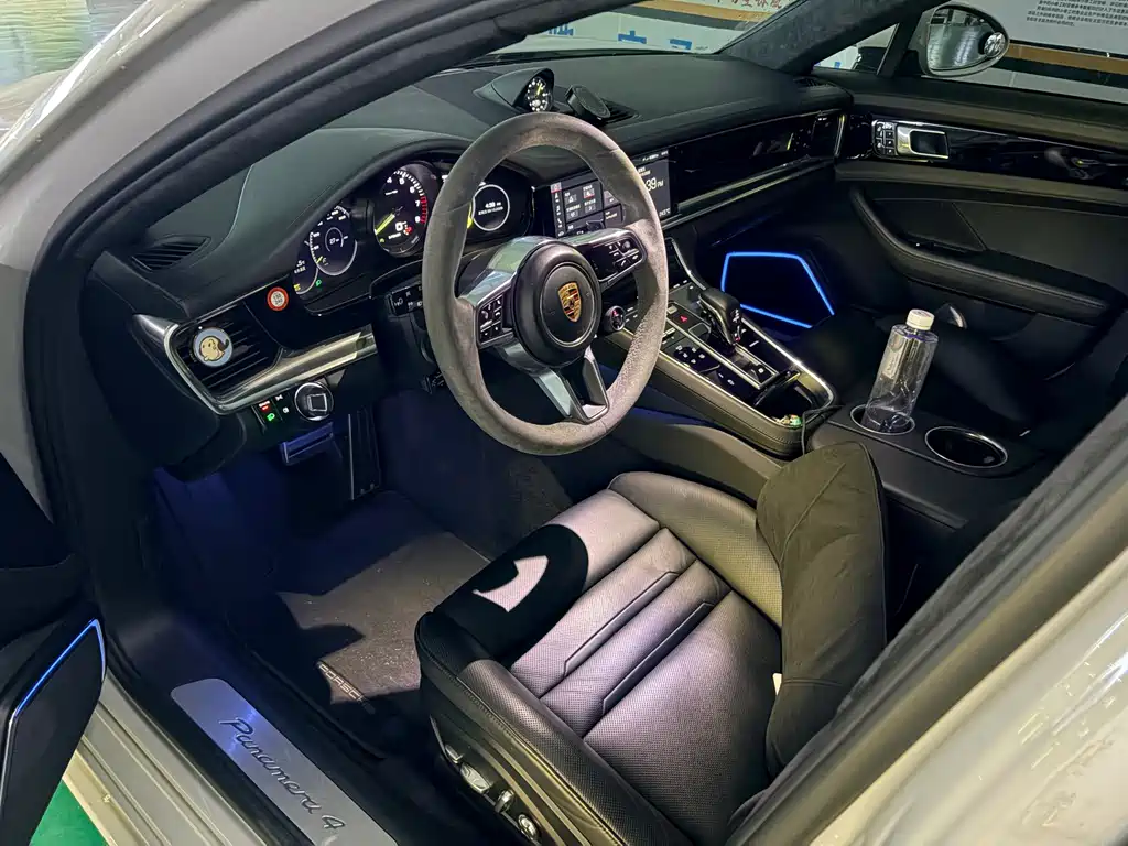 Porsche Panamera Hybrid — миниатюра 5