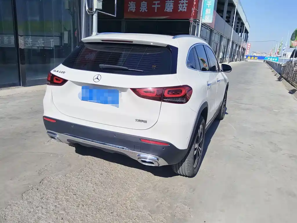 Mercedes-Benz GLA — миниатюра 6