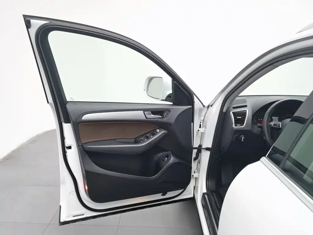 Audi Q5 — миниатюра 8