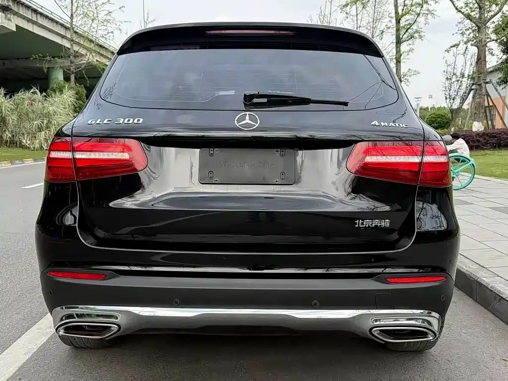 Mercedes-Benz GLC — миниатюра 9