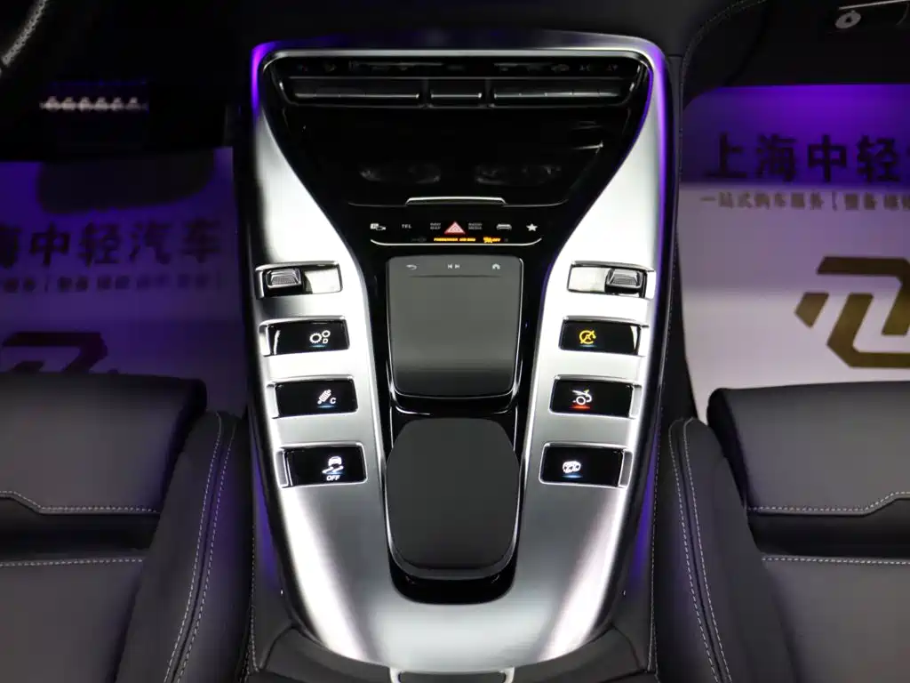 Mercedes-Benz AMG GT — миниатюра 23