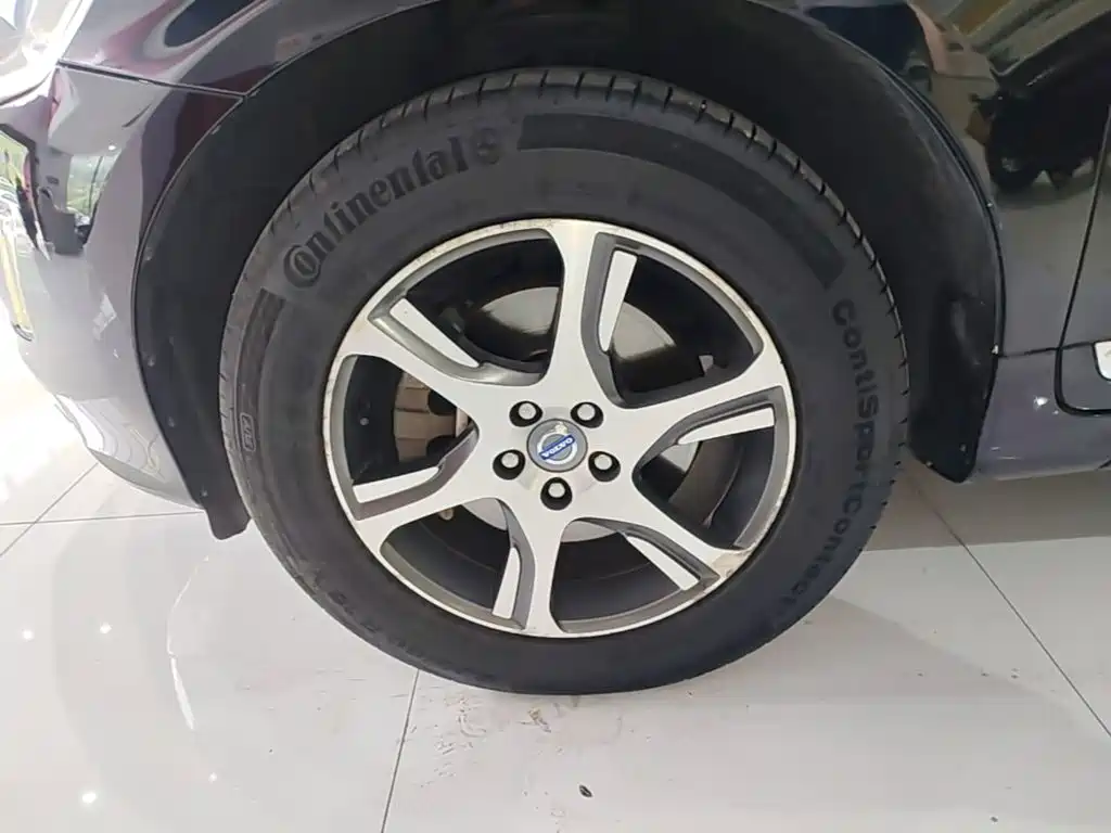 Volvo XC60 — миниатюра 23