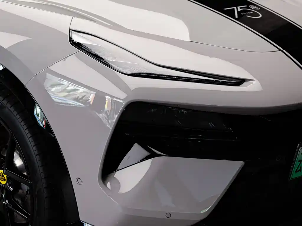 Lotus Eletre 2023 ELETRE S+