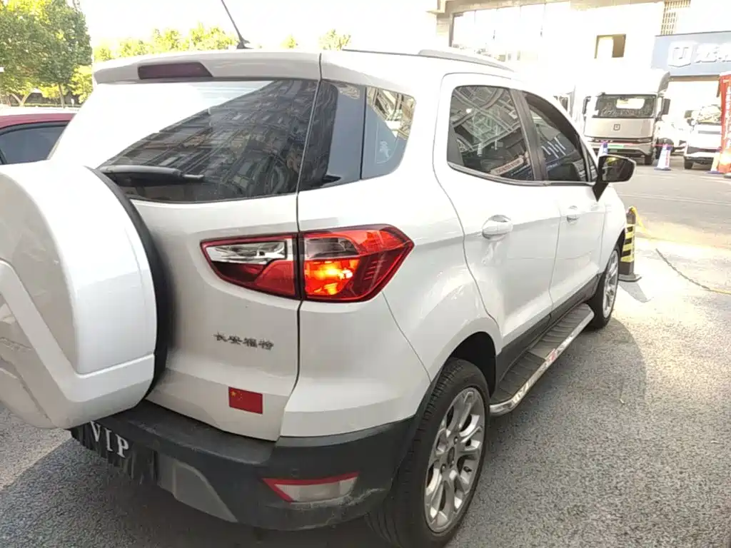 Ford Ecosport — миниатюра 7