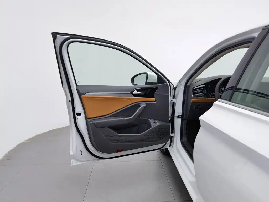 Volkswagen Sagitar — миниатюра 8