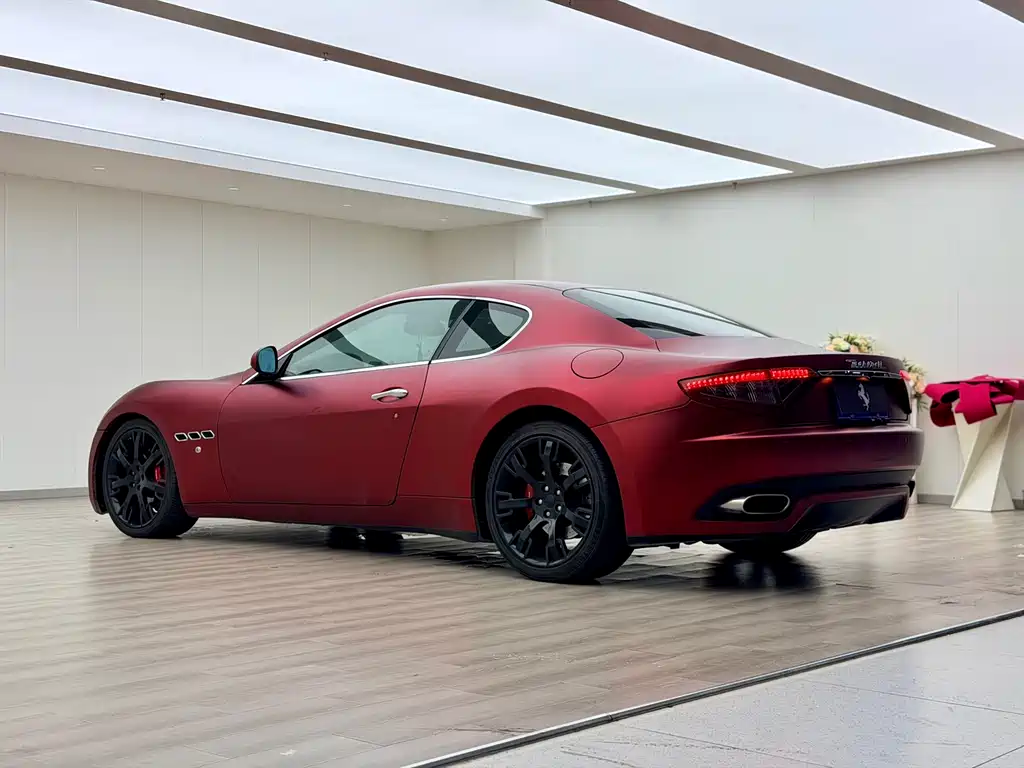 Maserati GranTurismo 2007 4.2L Standard