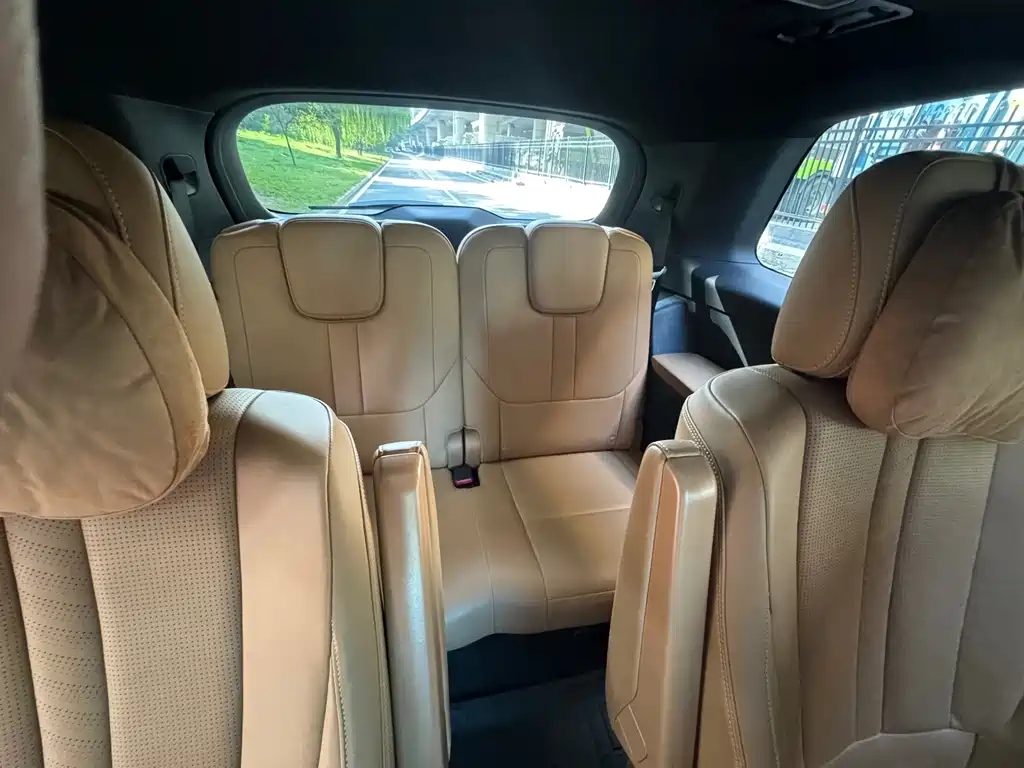 Li Auto Li ONE — миниатюра 14