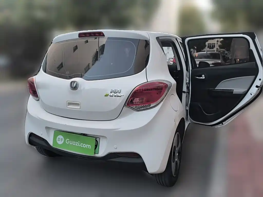 Changan Benben E-Star — миниатюра 6