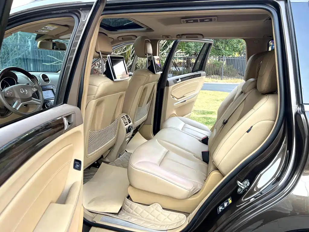 Mercedes-Benz GL-Class — миниатюра 11