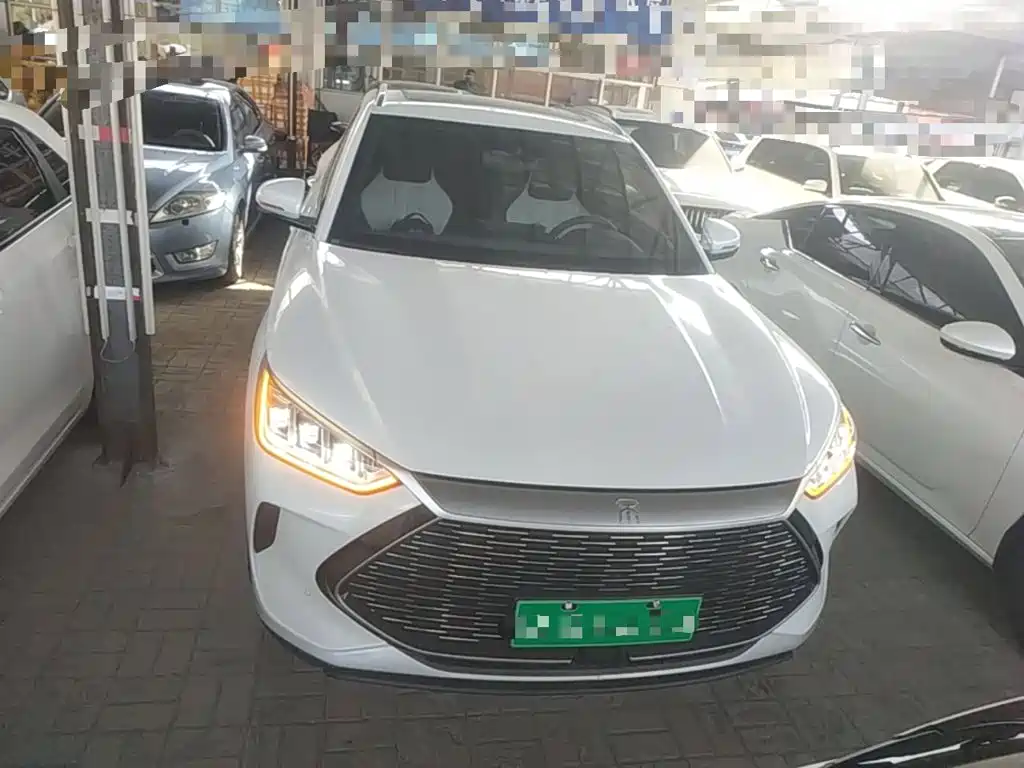 BYD PLUS New Energy — миниатюра 3