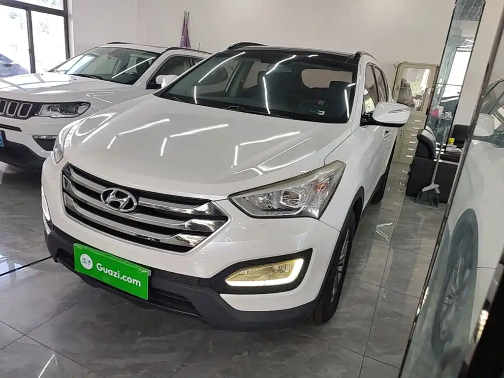 Hyundai Santa Fe — миниатюра 2