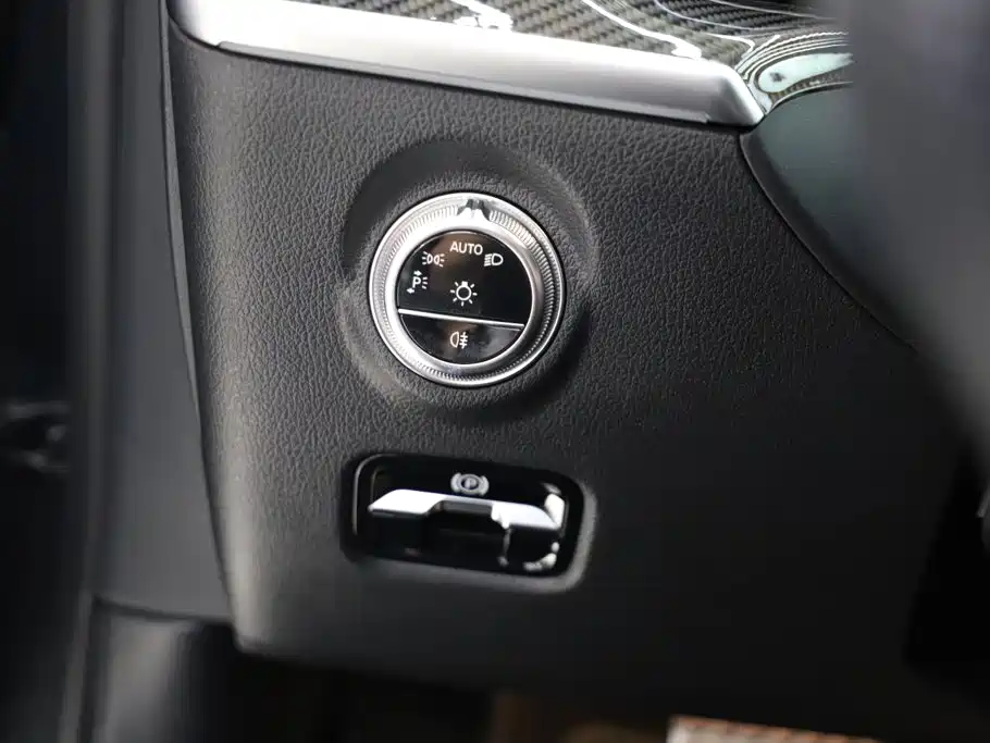 Mercedes-Benz C-Class AMG — миниатюра 12