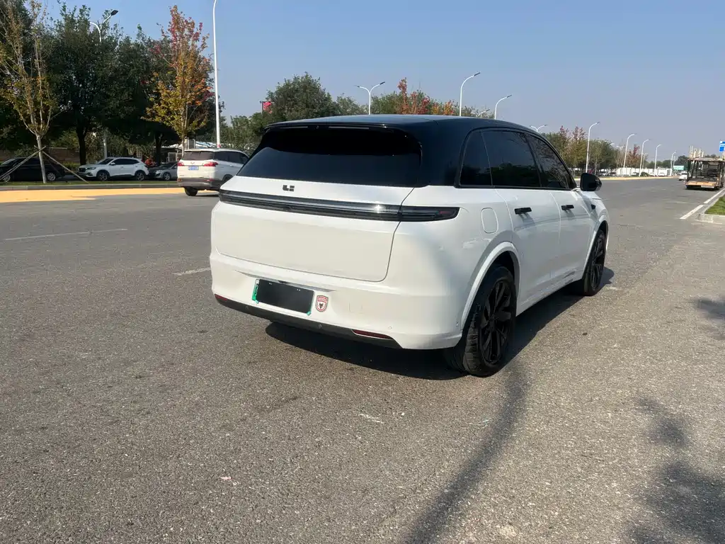 Li Auto Li L7 — миниатюра 19