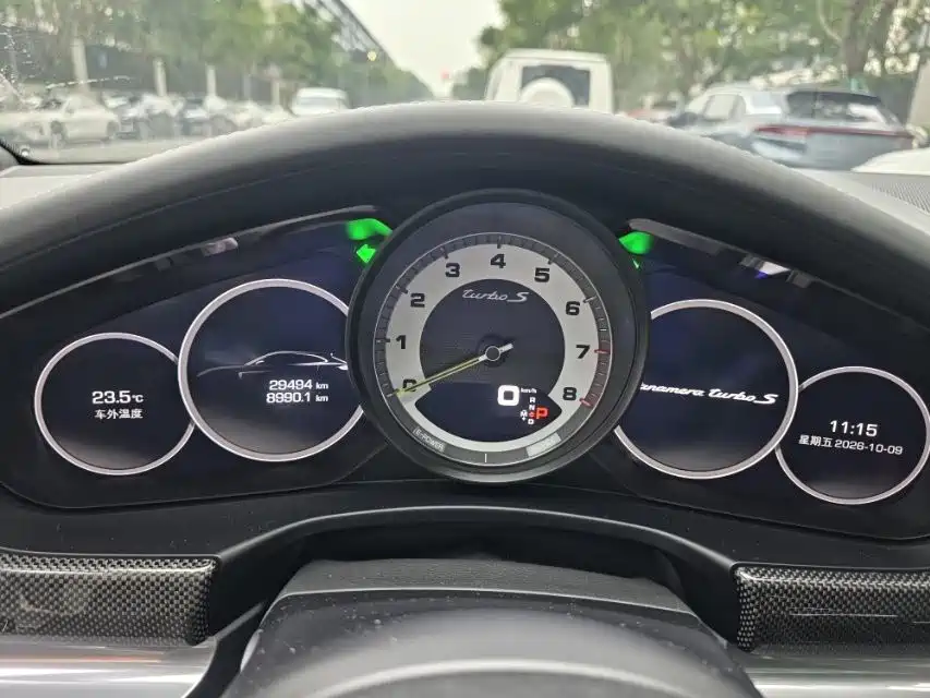 Porsche Panamera Hybrid — миниатюра 6
