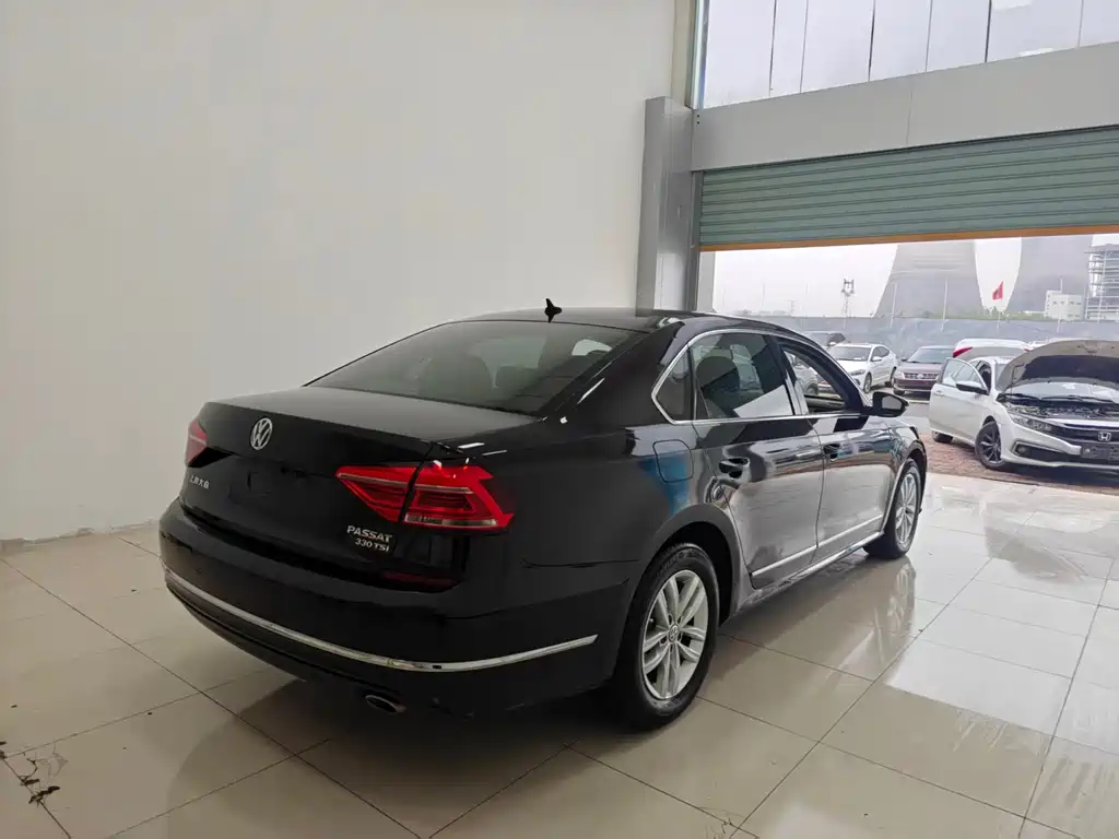 Volkswagen Passat — миниатюра 16