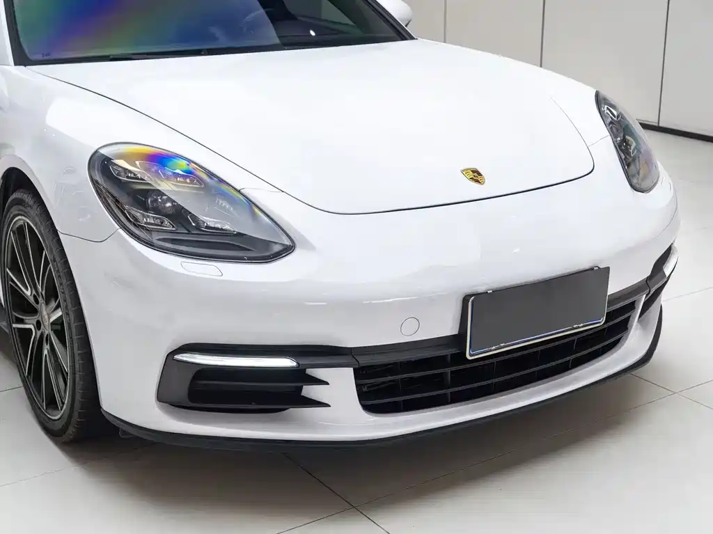 Porsche Panamera — миниатюра 3