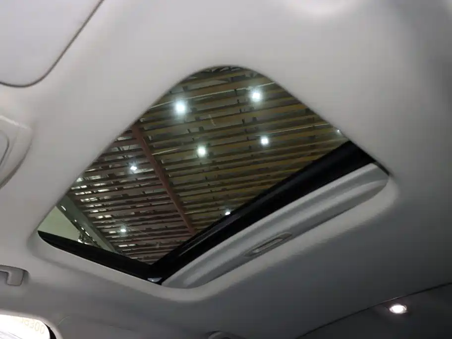 Ford Mondeo — миниатюра 16
