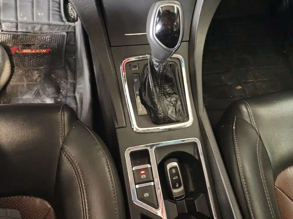 Geely Emgrand — миниатюра 14