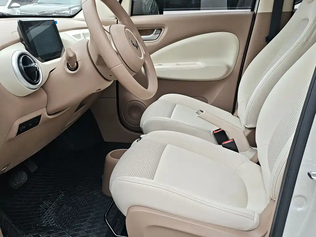 Wuling MINIEV — миниатюра 7