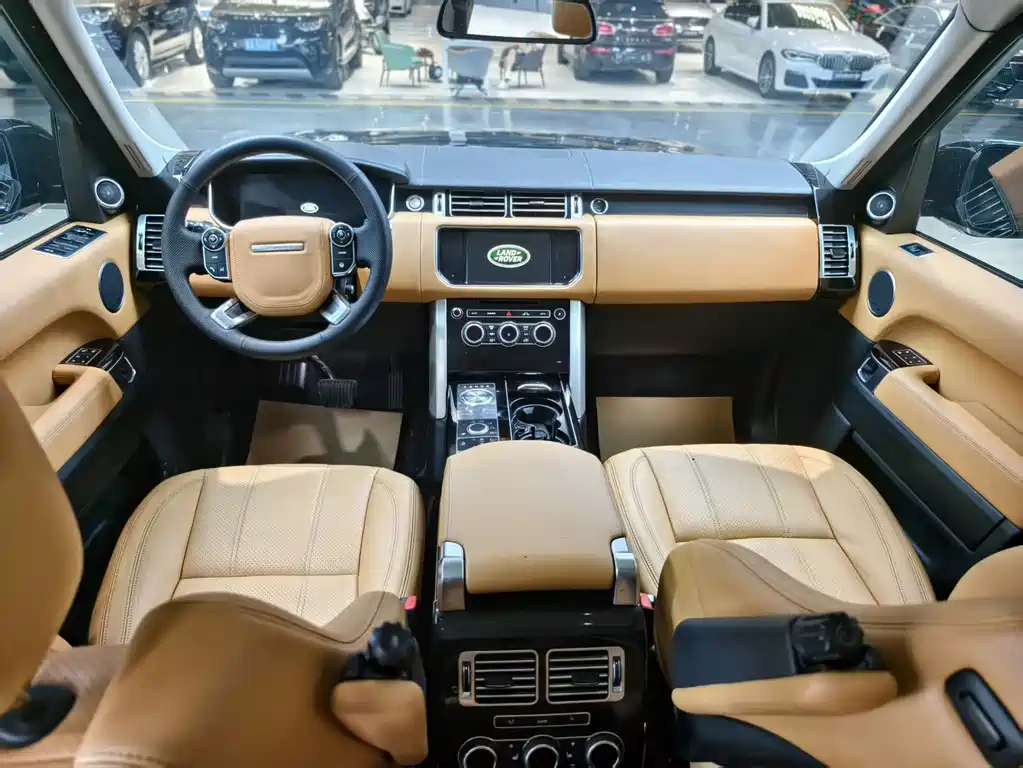 Land Rover Range Rover — миниатюра 9